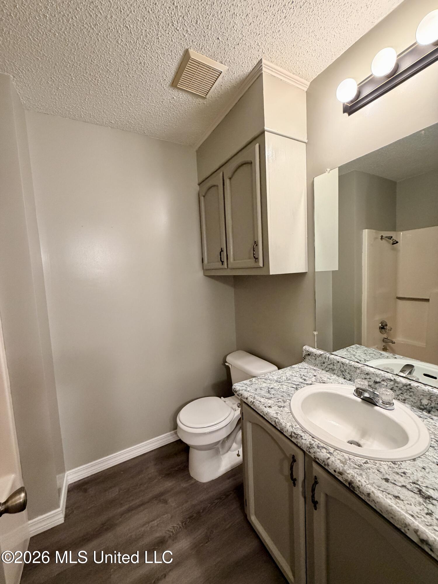 107 Driftwood Drive Property Photo 9