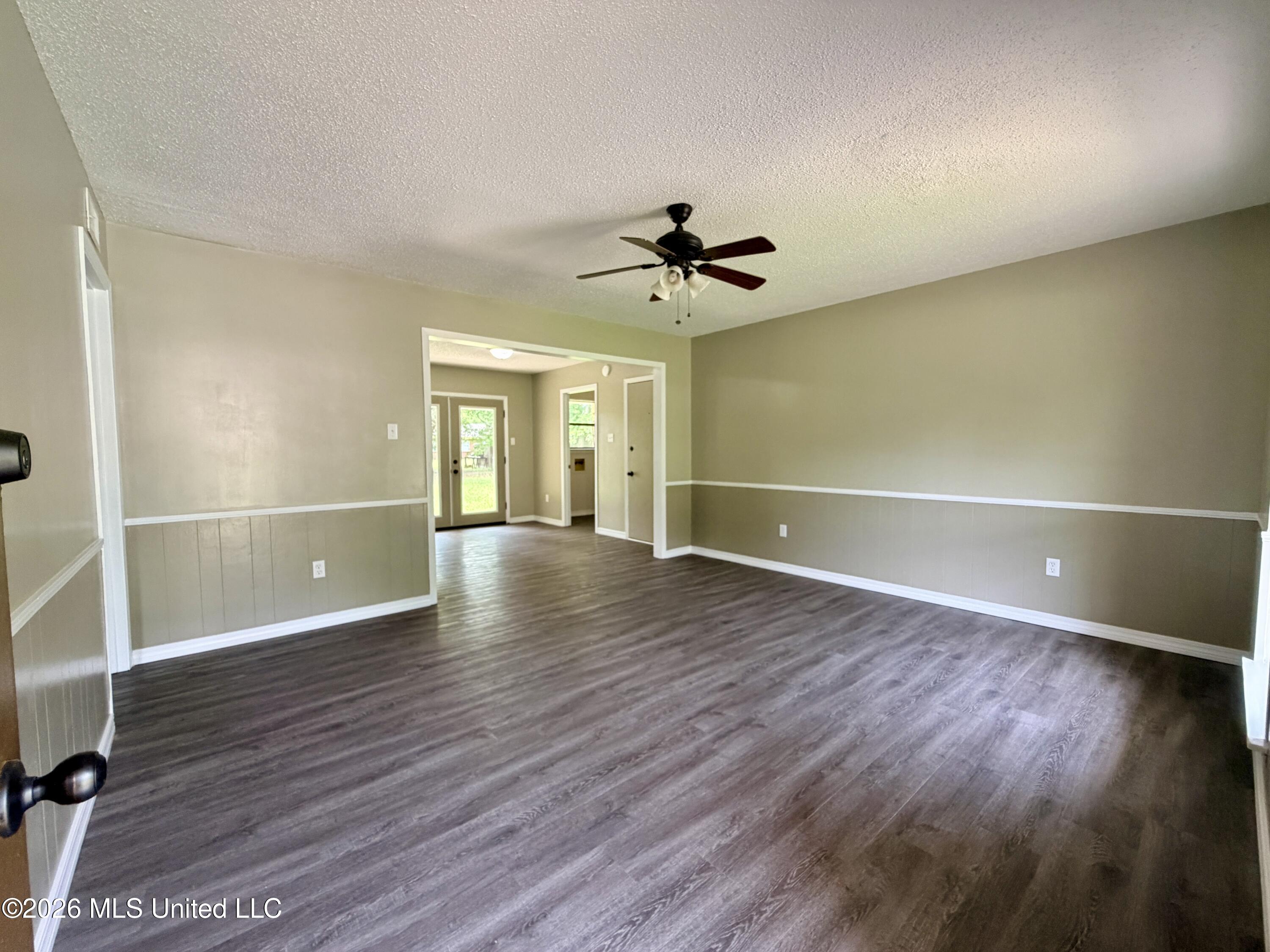 107 Driftwood Drive Property Photo 15
