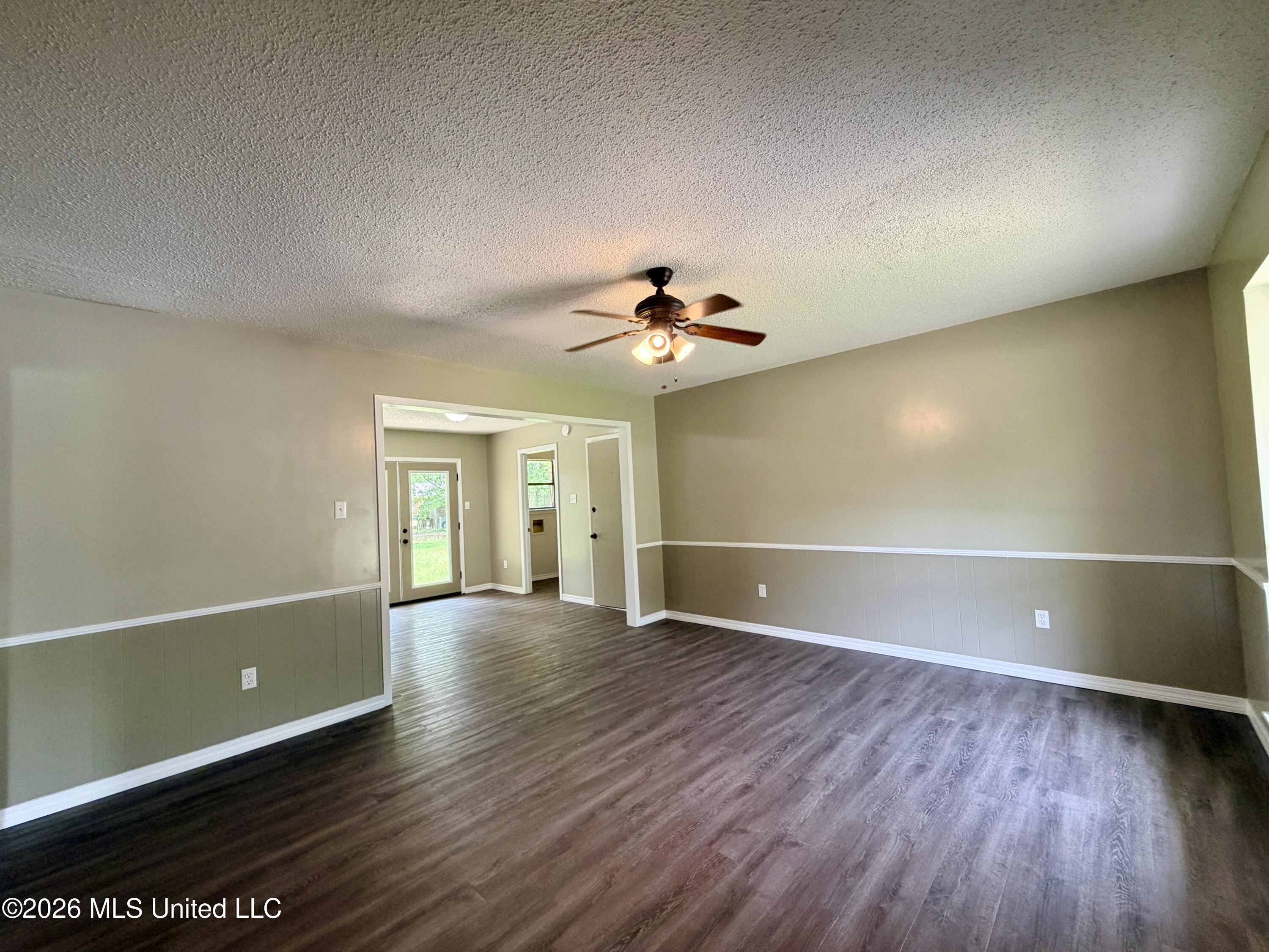 107 Driftwood Drive Property Photo 17