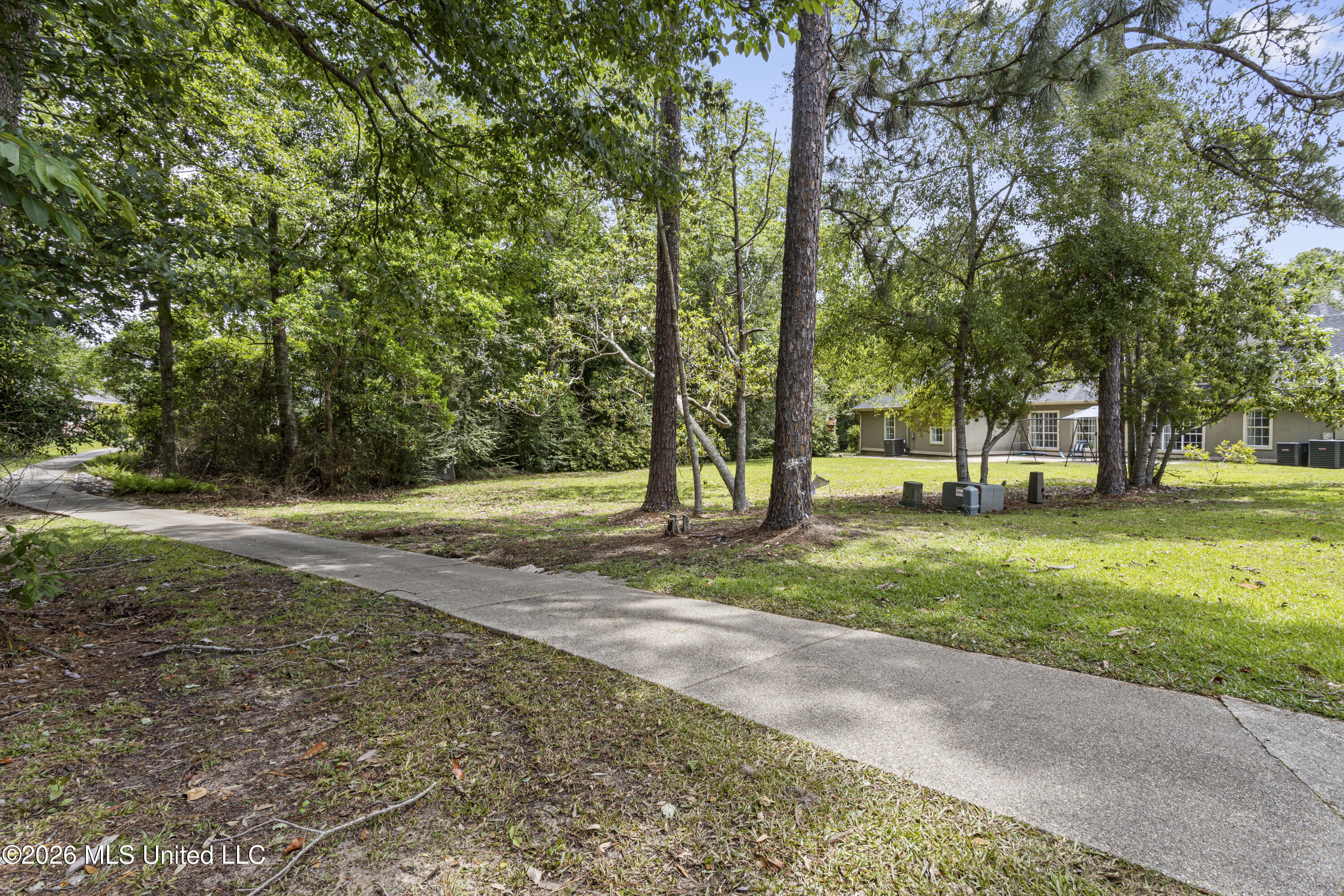 19633 Champion Circle Property Photo 41