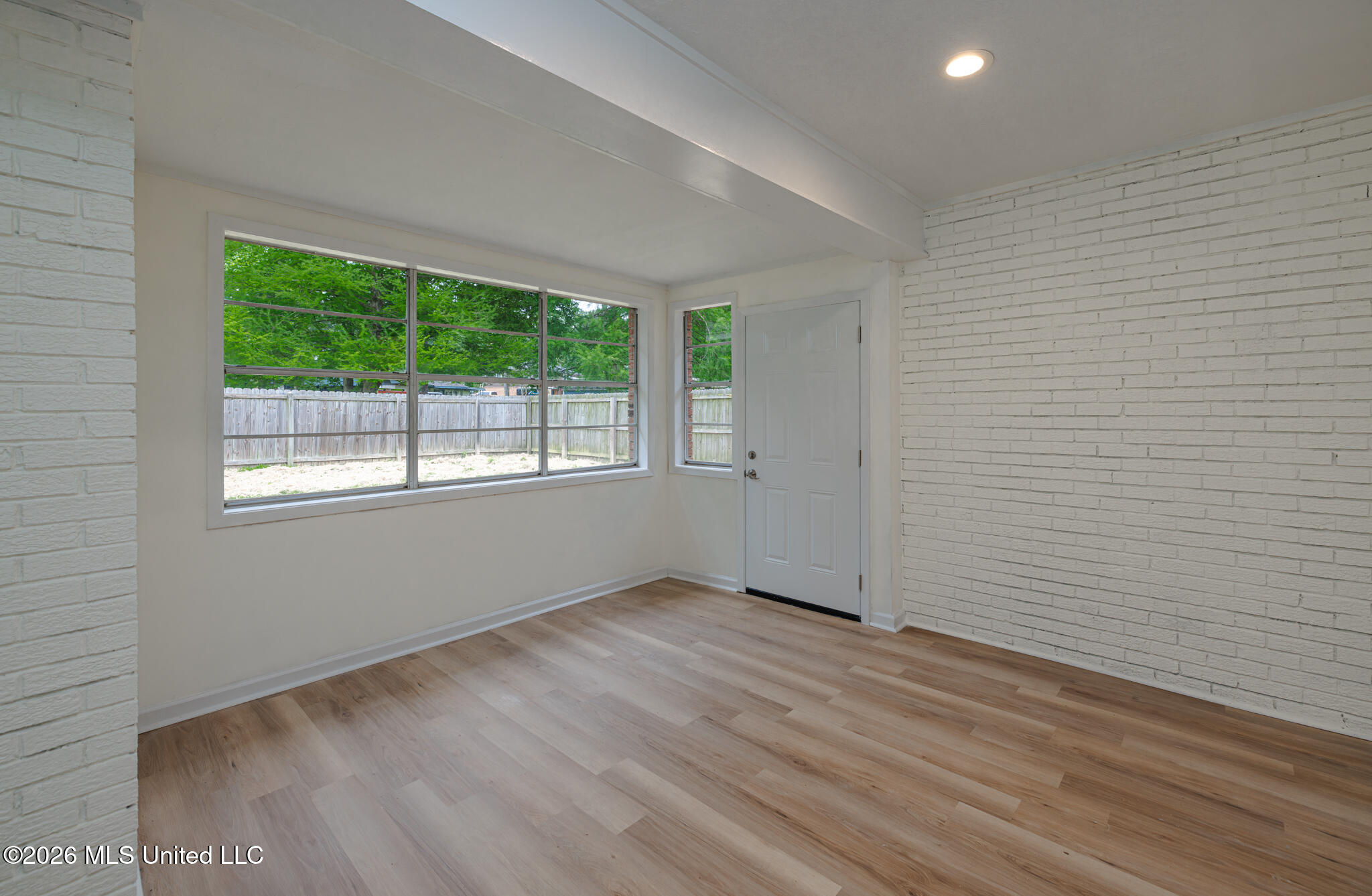1206 Sunset Drive Property Photo 14