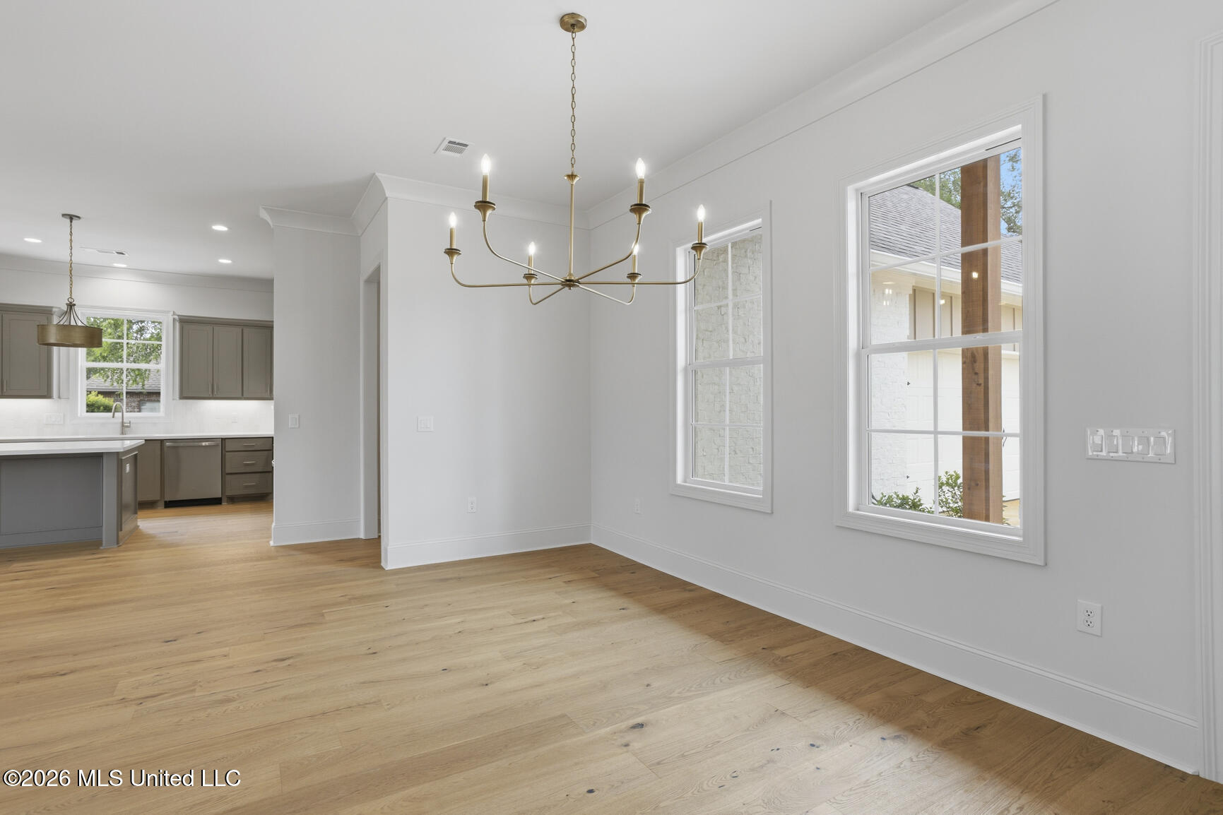 252 Caroline Boulevard Property Photo 9