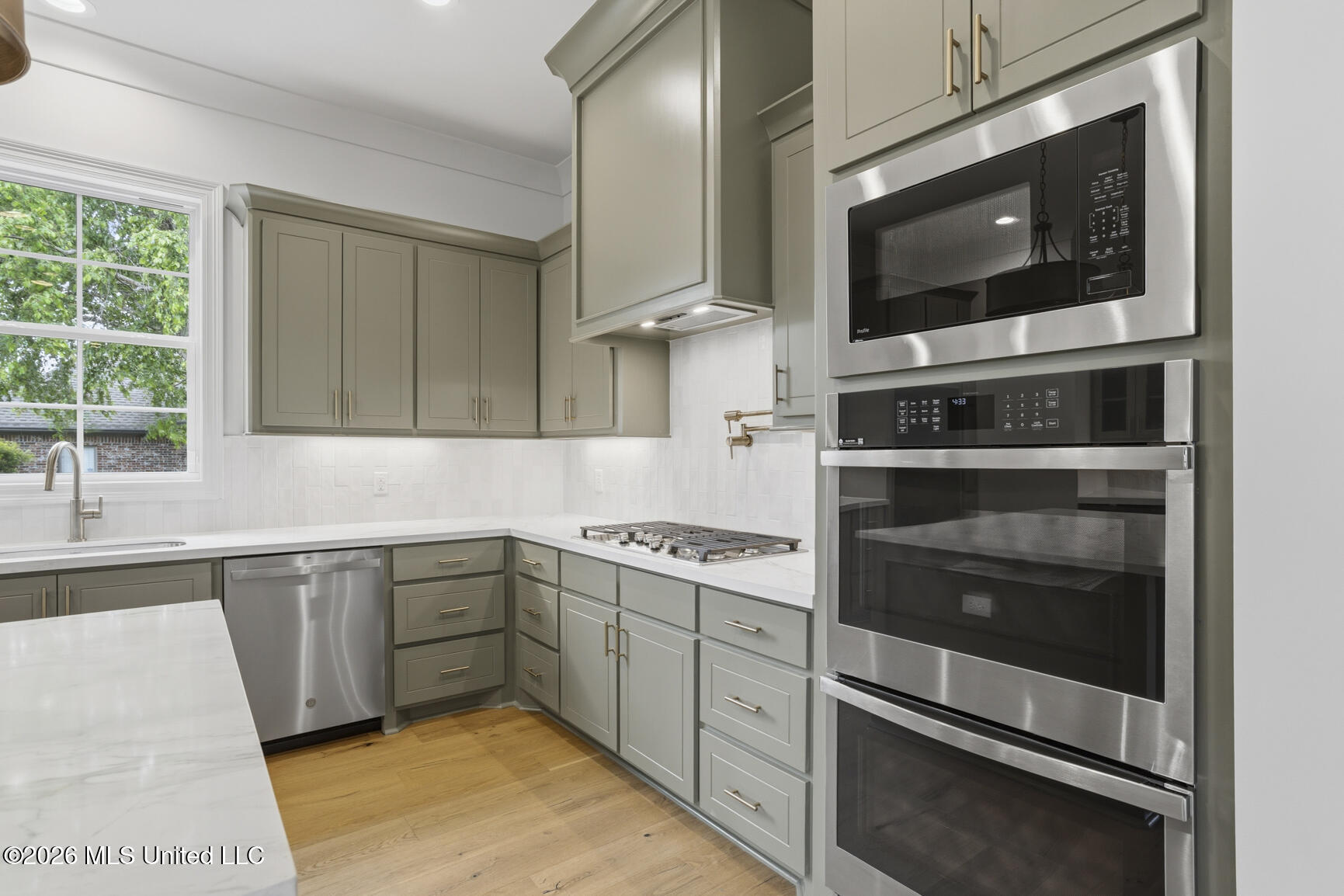 252 Caroline Boulevard Property Photo 15
