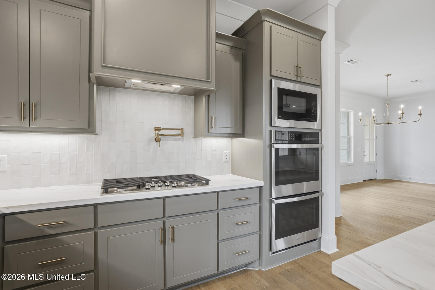 252 Caroline Boulevard Property Photo 18