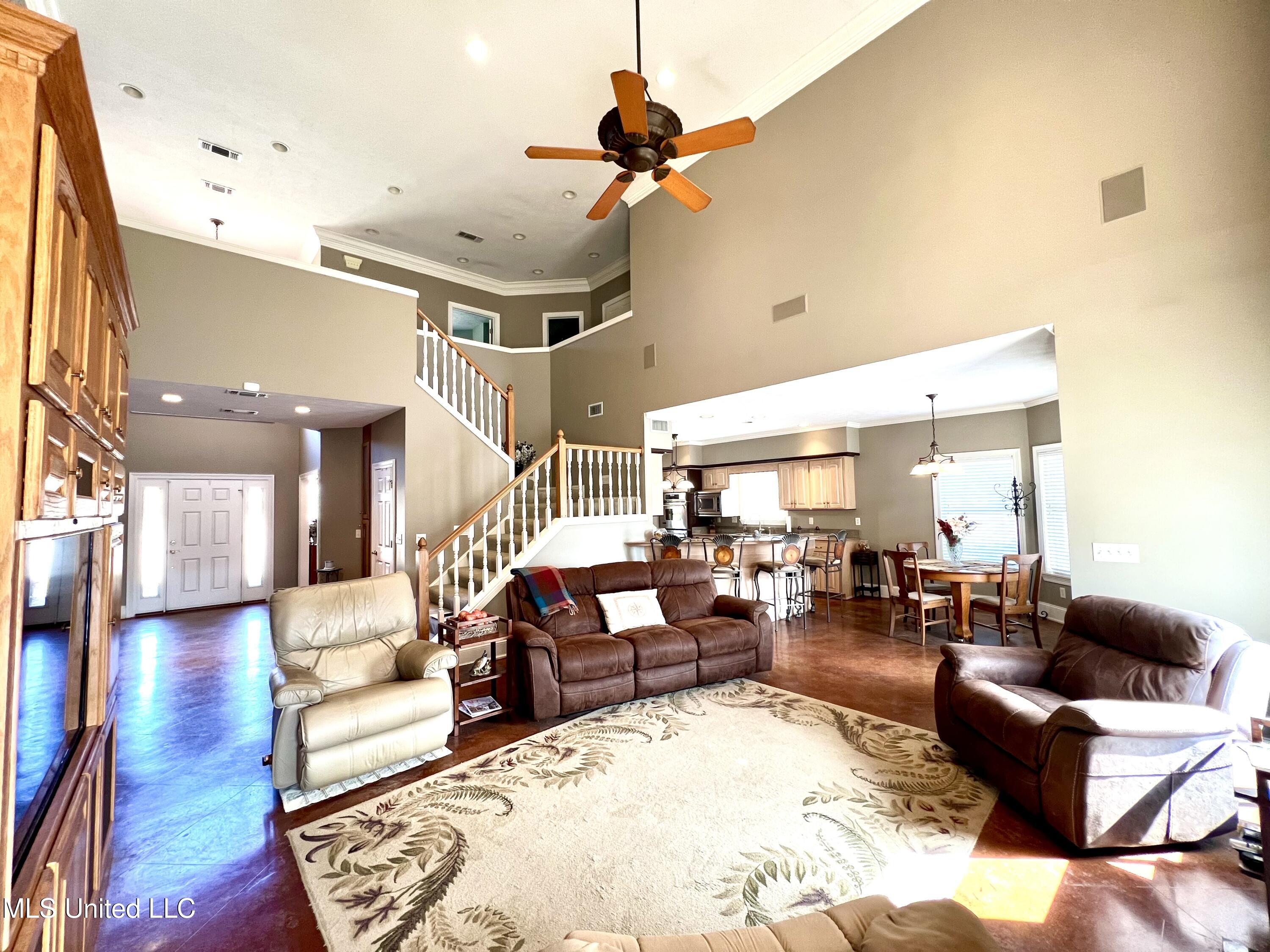 1261 Brumfield Rd. Sw Property Photo 2