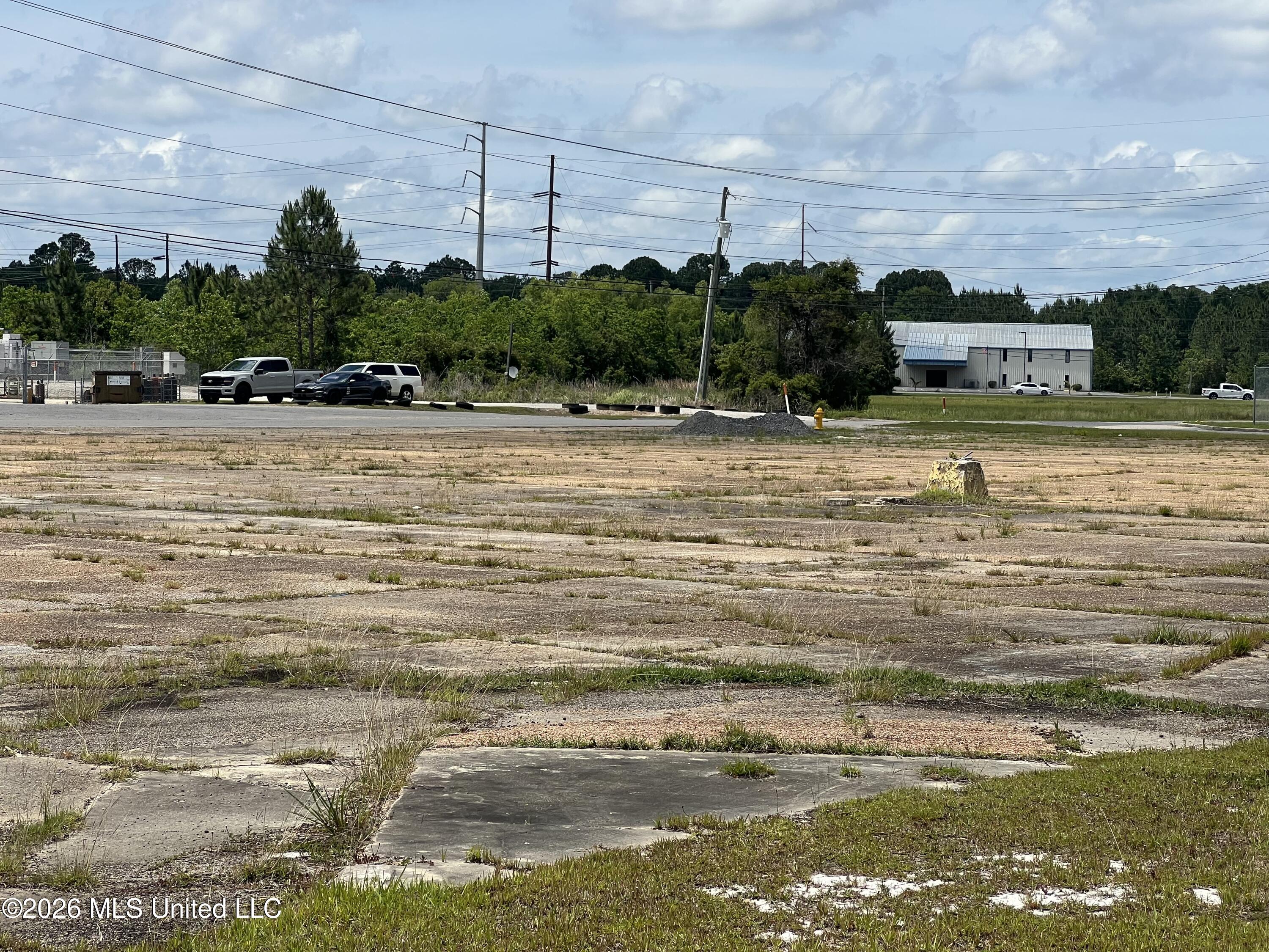 Denny Avenue Property Photo 5