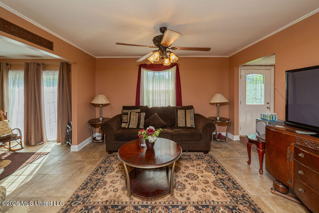 5199 Jacksonville Drive Property Photo 14