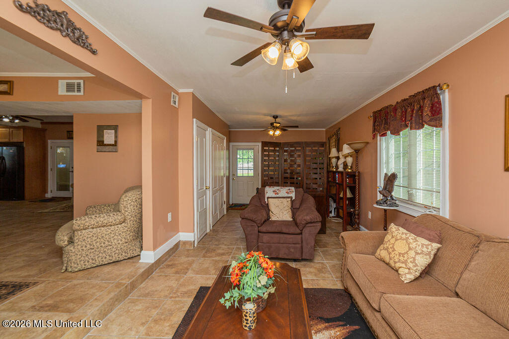 5199 Jacksonville Drive Property Photo 17