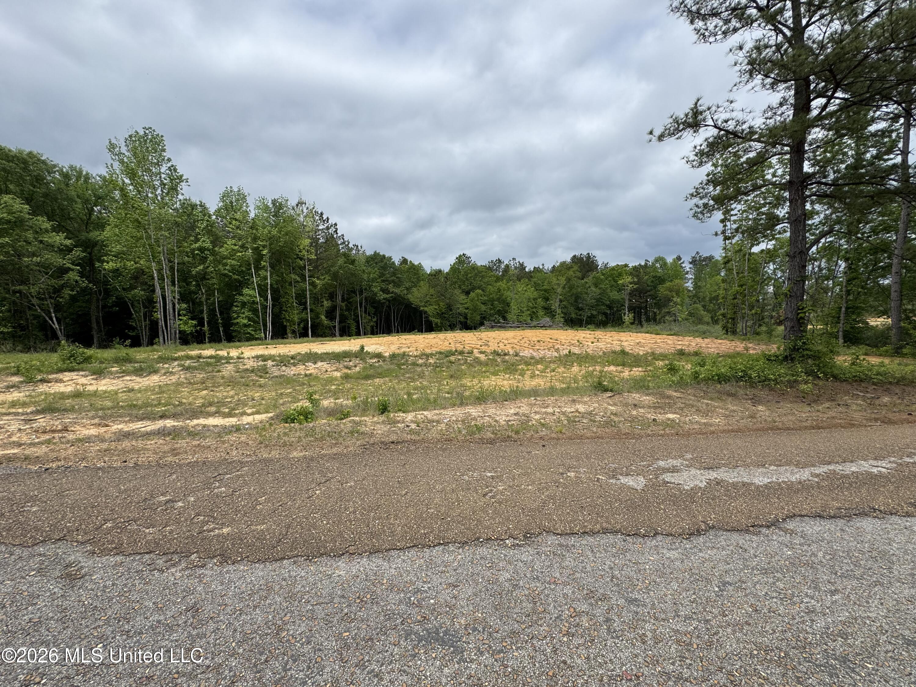 Ne Allred Road Property Photo 2