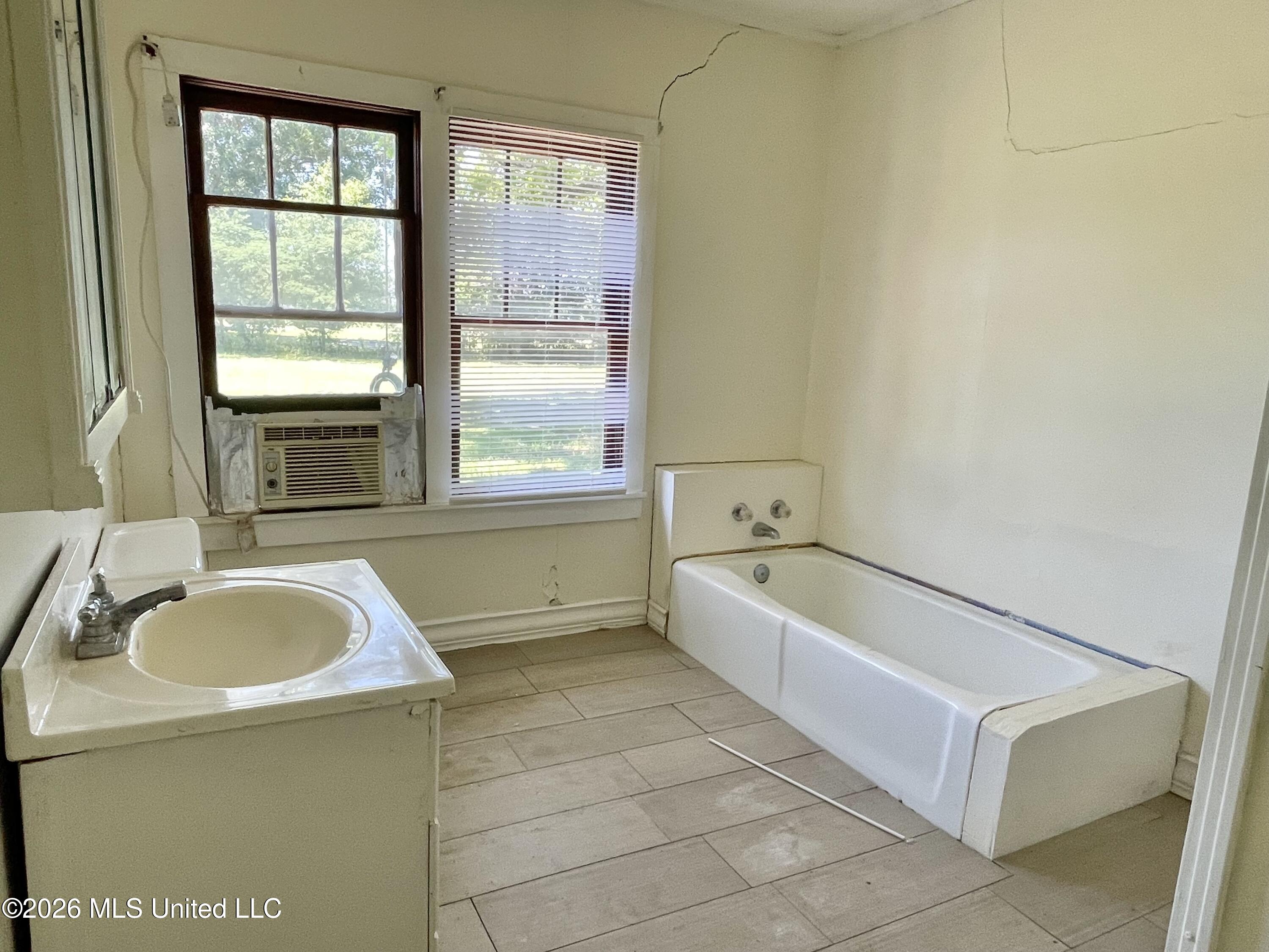 2269 Old Mobile Highway Property Photo 7