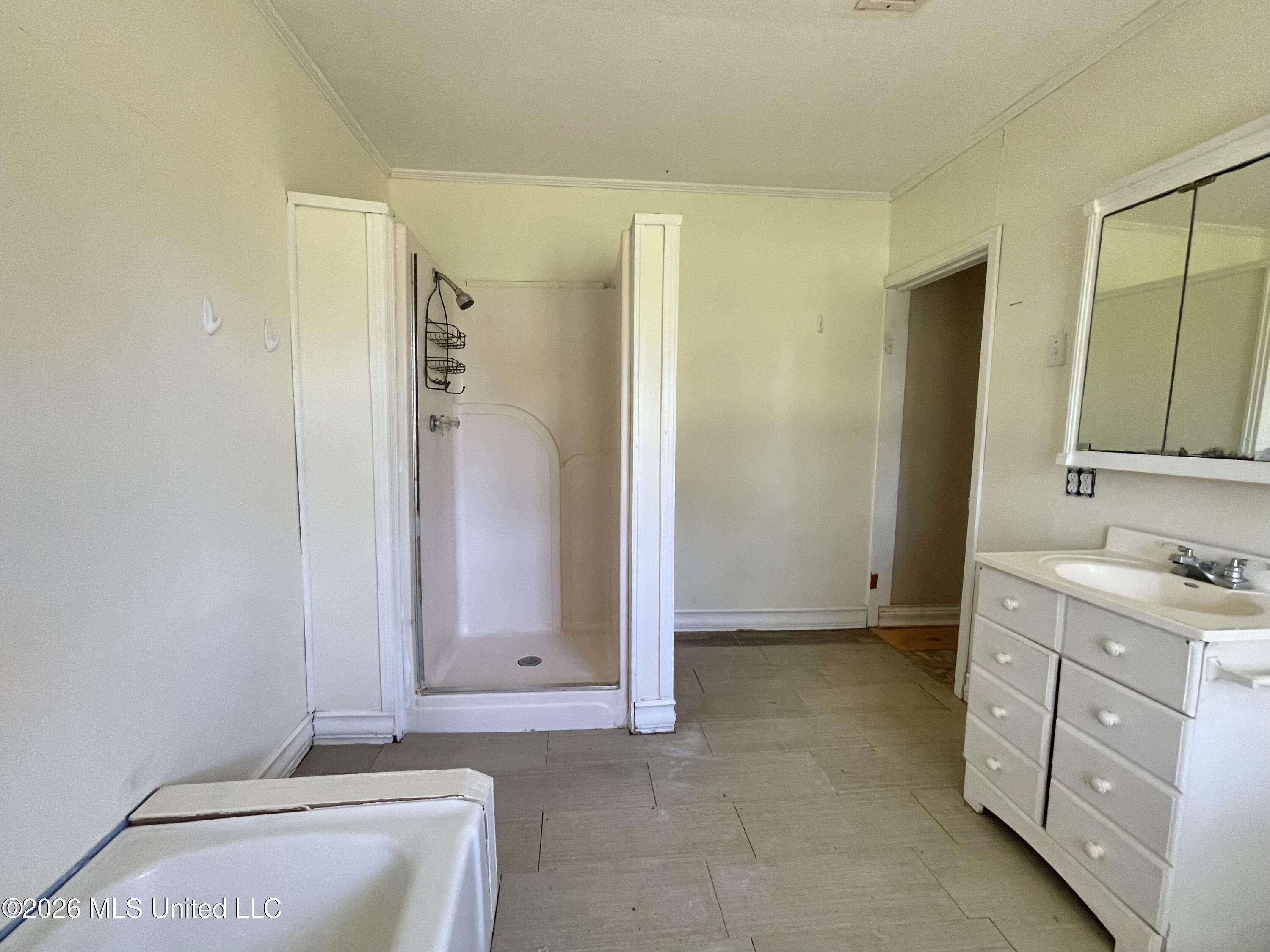 2269 Old Mobile Highway Property Photo 8