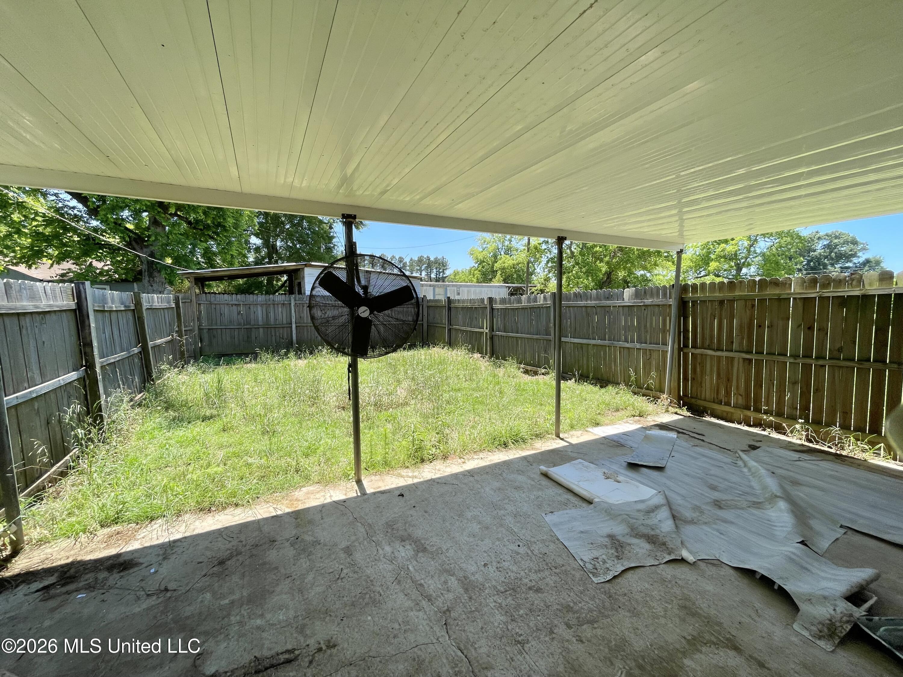 2269 Old Mobile Highway Property Photo 11