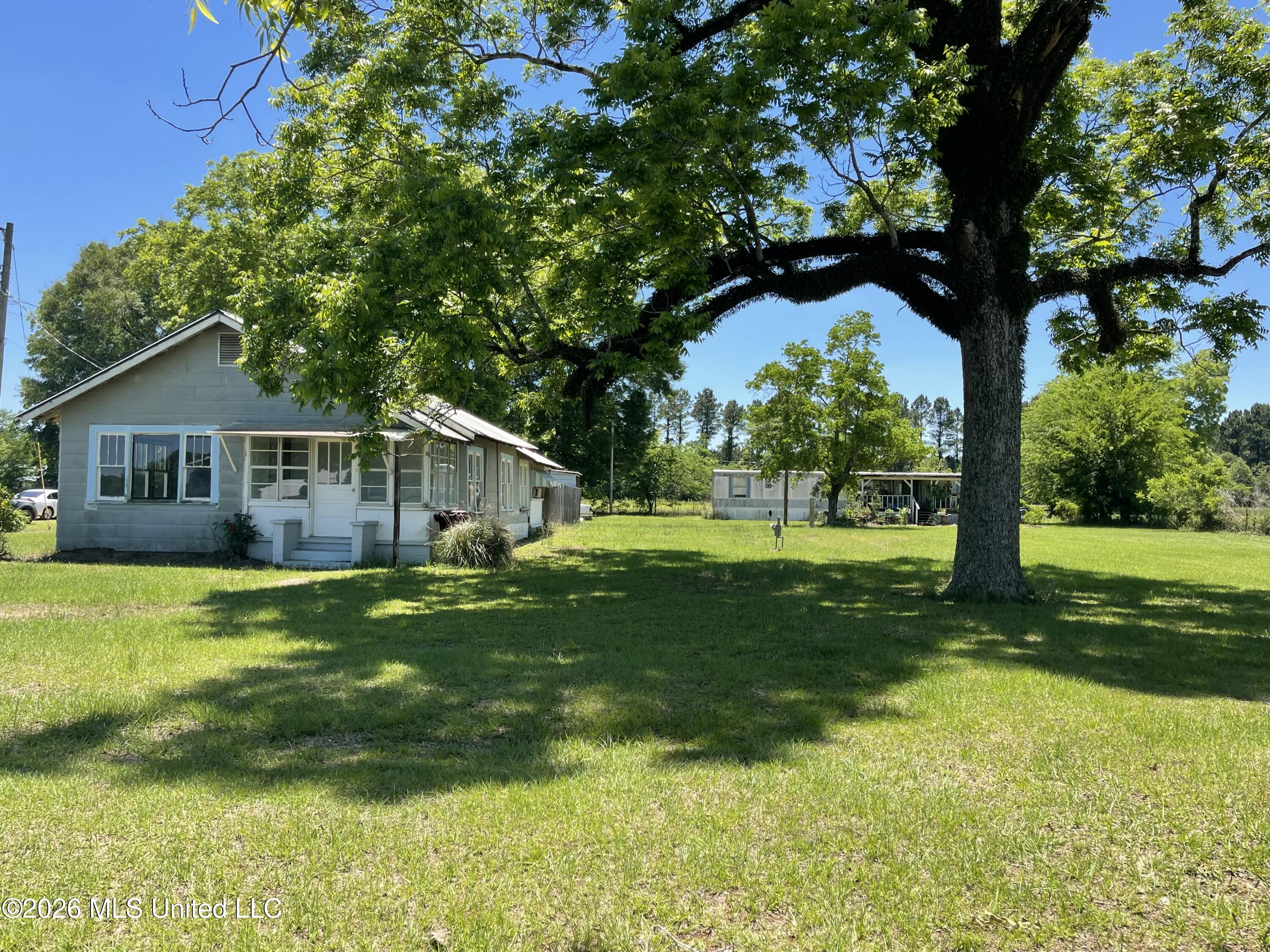 2269 Old Mobile Highway Property Photo 14
