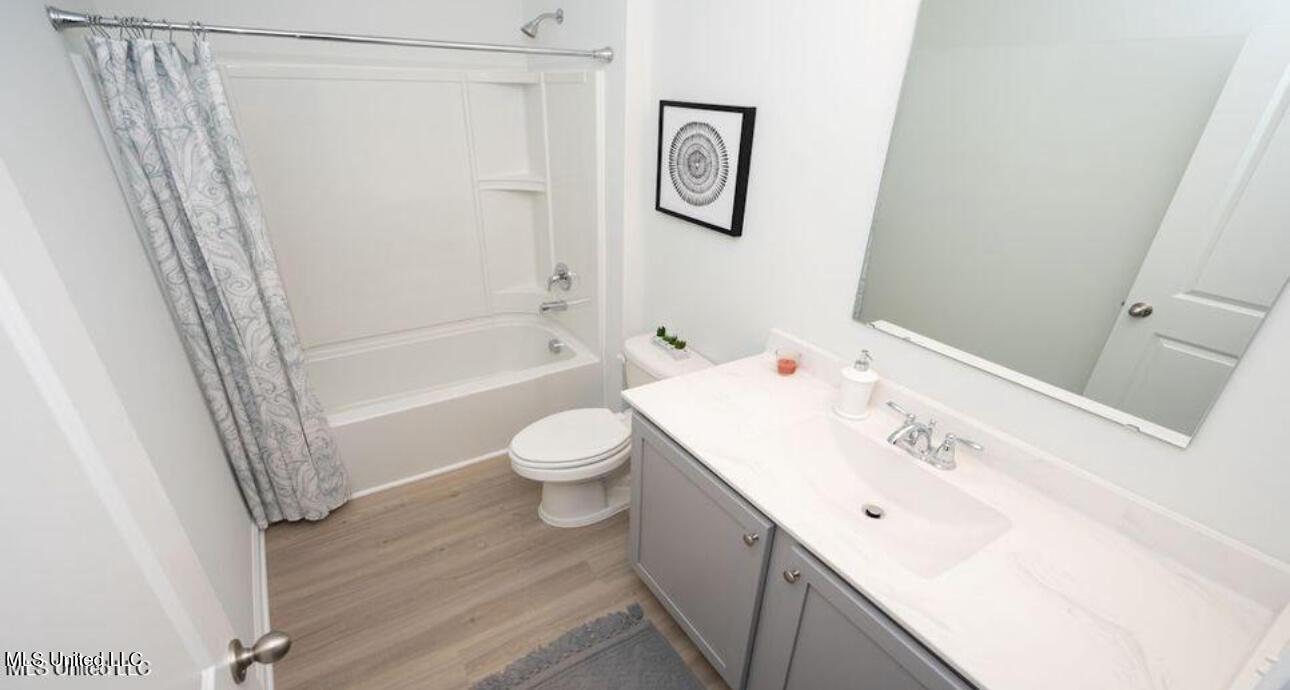 33 S Thorn Tree Street Property Photo 15