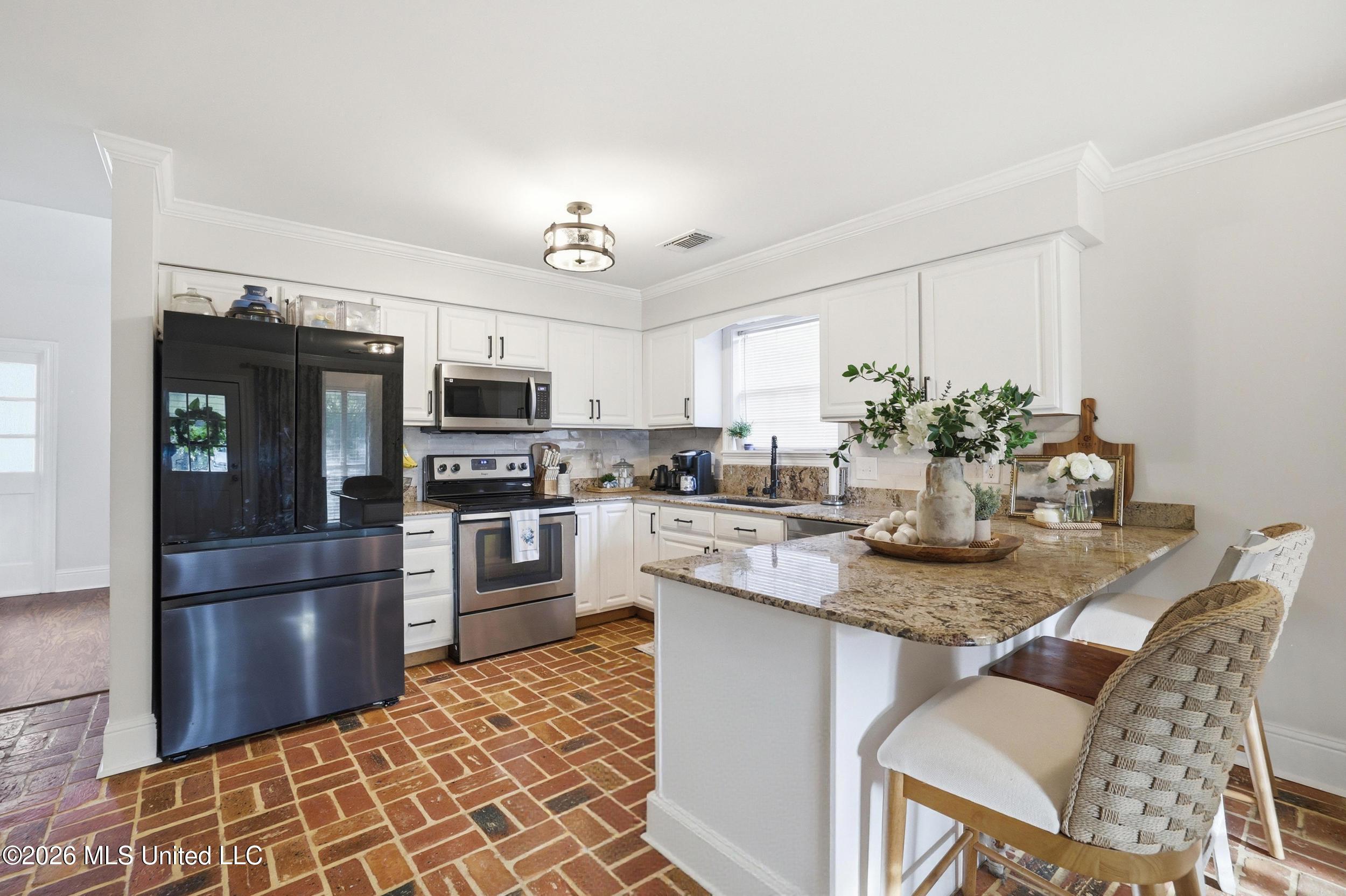 917 Handsboro Place Property Photo 14