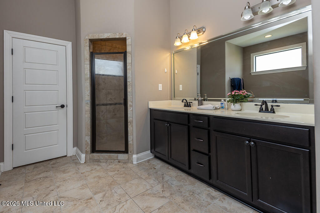 6320 Chippewa Drive Property Photo 19