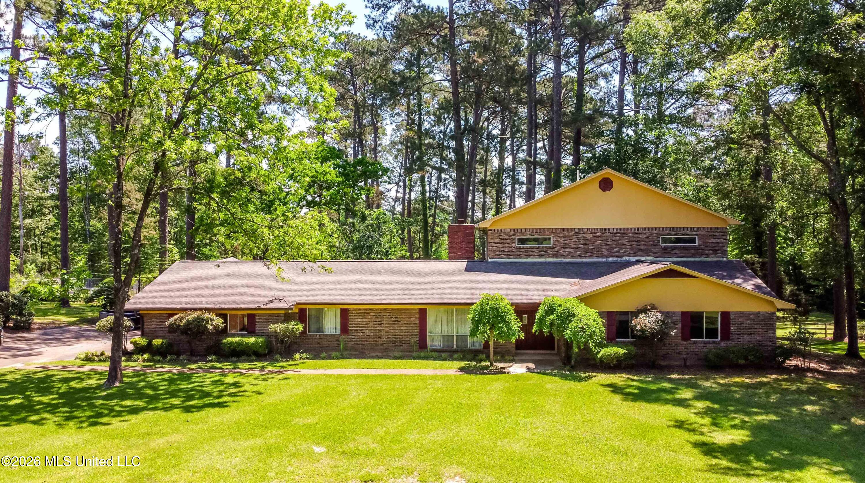 3830 Forest Hill Road Property Photo 2