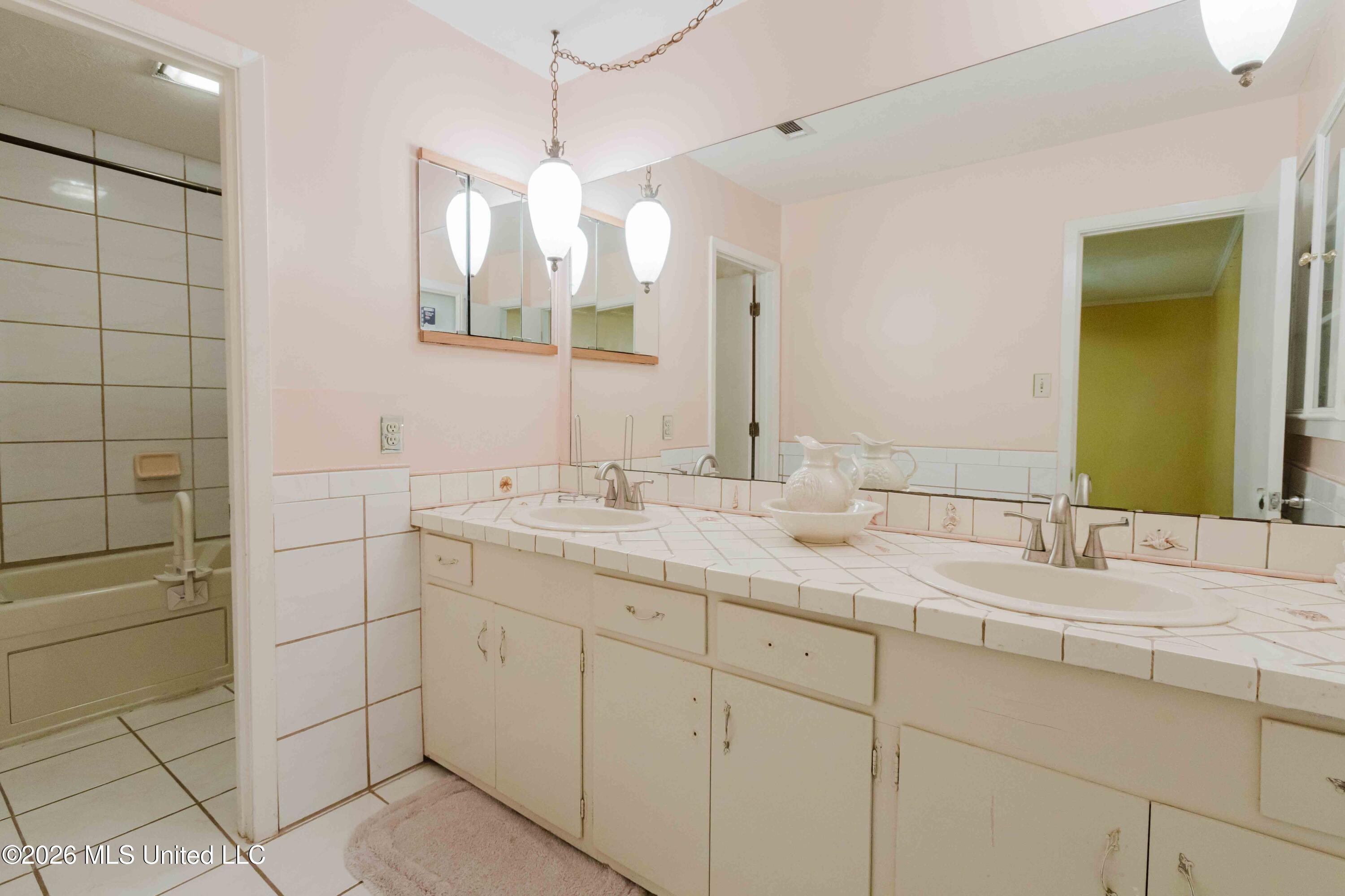 3830 Forest Hill Road Property Photo 28