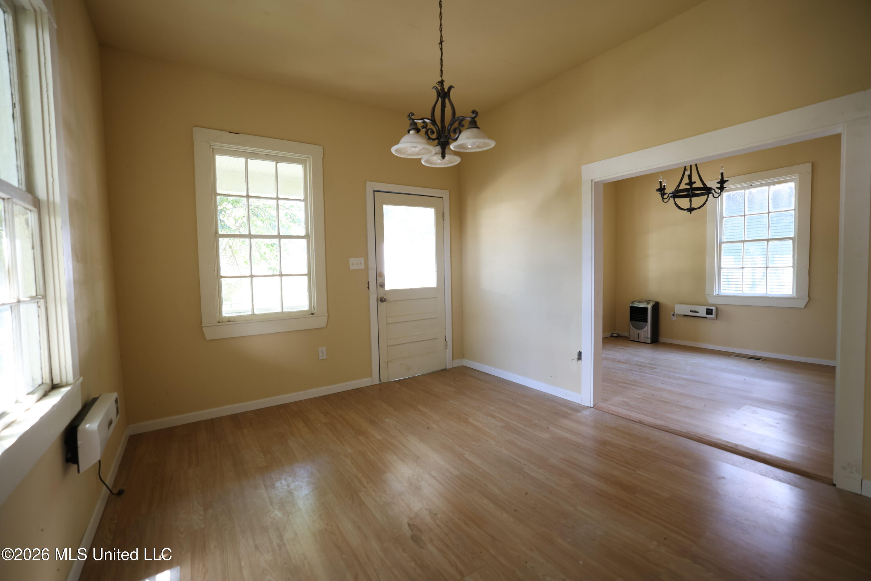 207 Saint Mary Street Property Photo 4