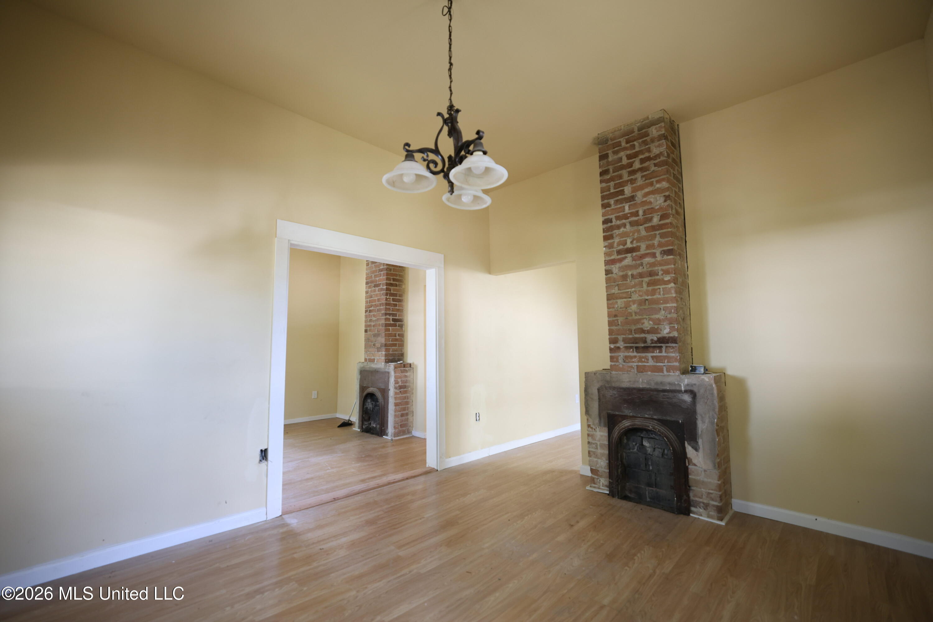 207 Saint Mary Street Property Photo 11