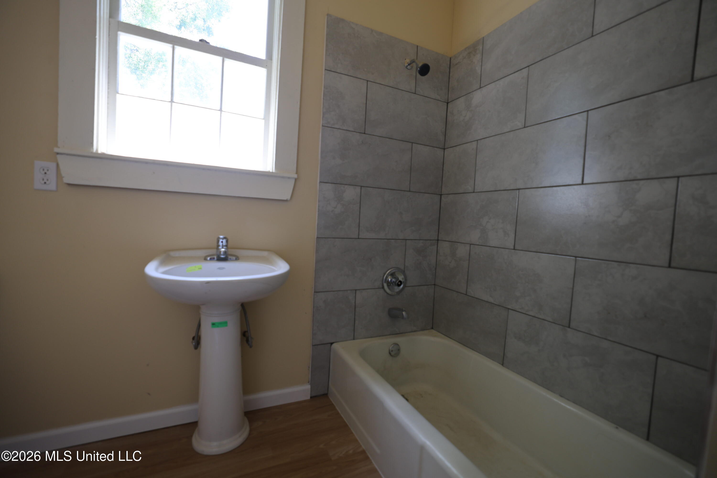 207 Saint Mary Street Property Photo 14