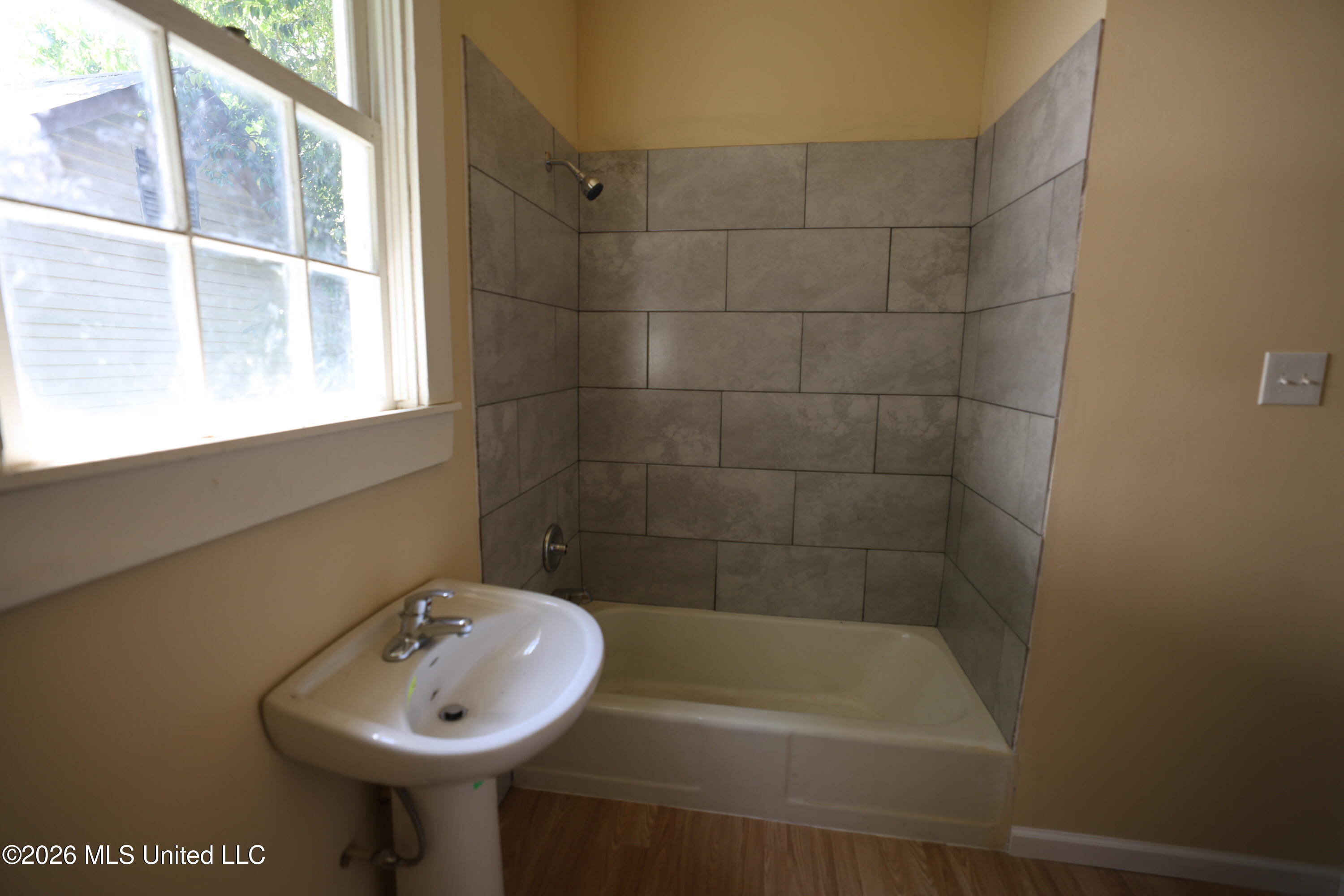 207 Saint Mary Street Property Photo 17