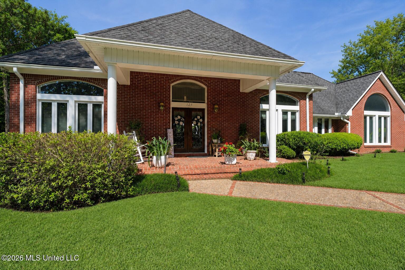 125 Rosebud Trail Property Photo 3