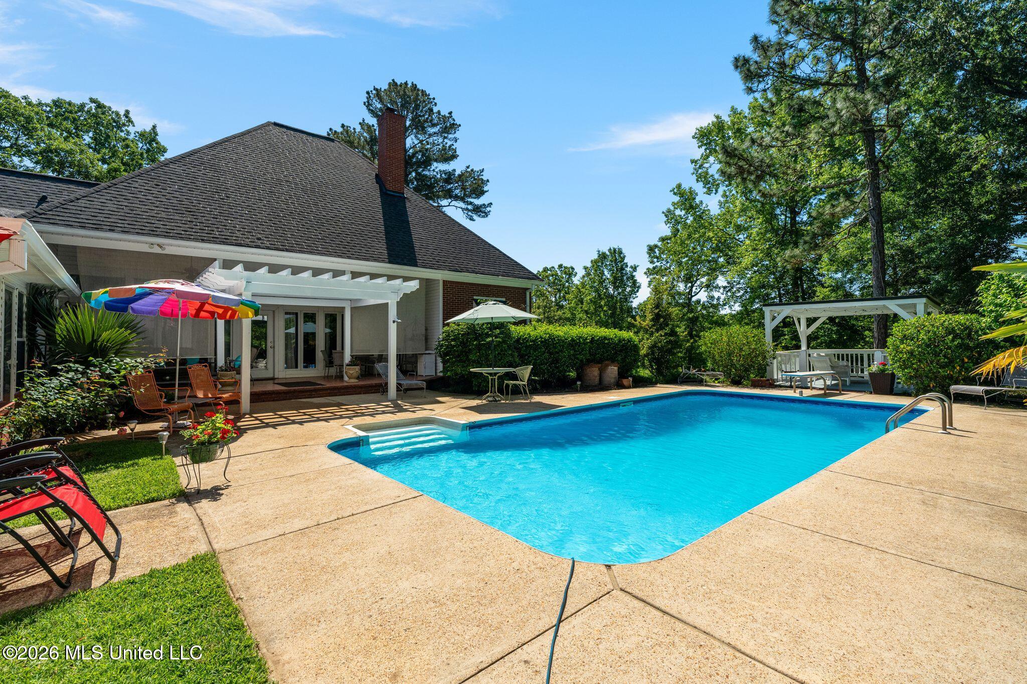 125 Rosebud Trail Property Photo 8
