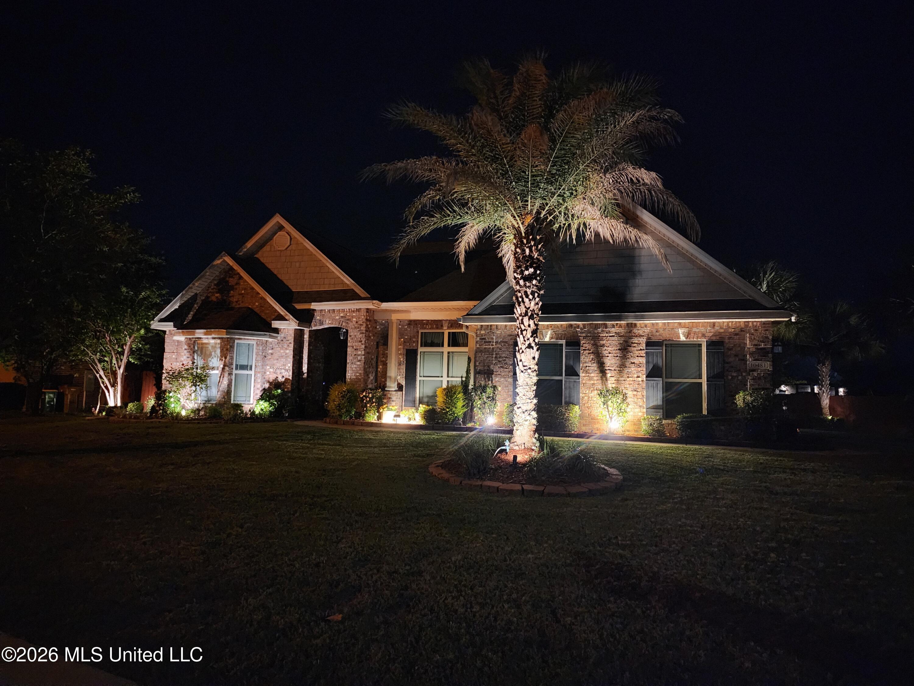 10481 Chapelwood Drive Property Photo 3