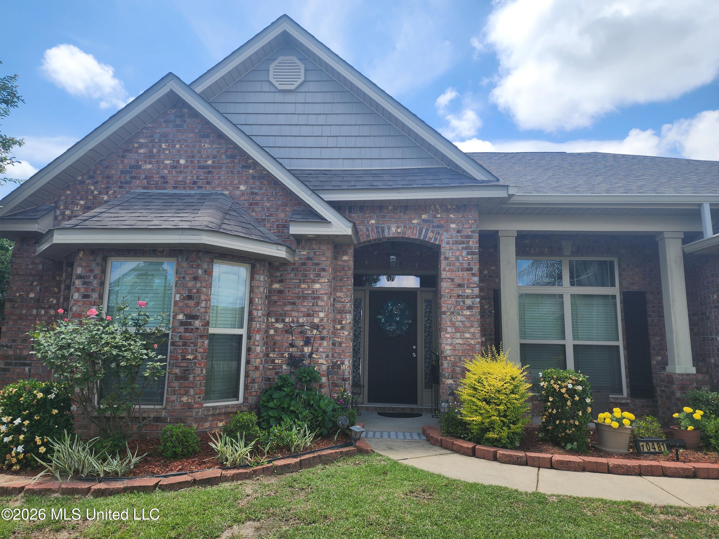 10481 Chapelwood Drive Property Photo 8