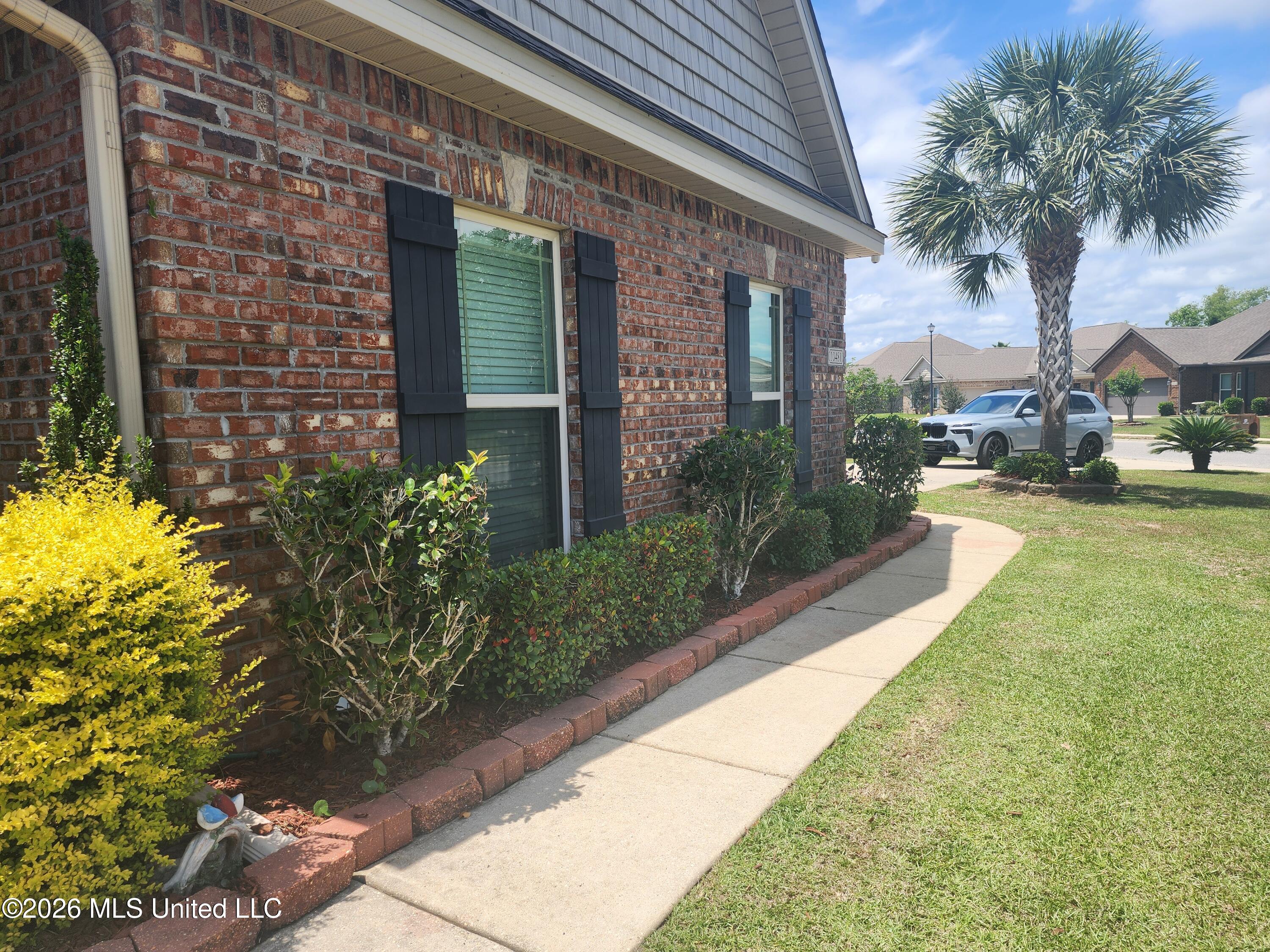 10481 Chapelwood Drive Property Photo 11