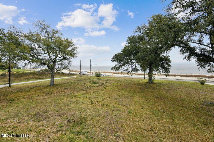 517 N Beach Boulevard Property Photo 7