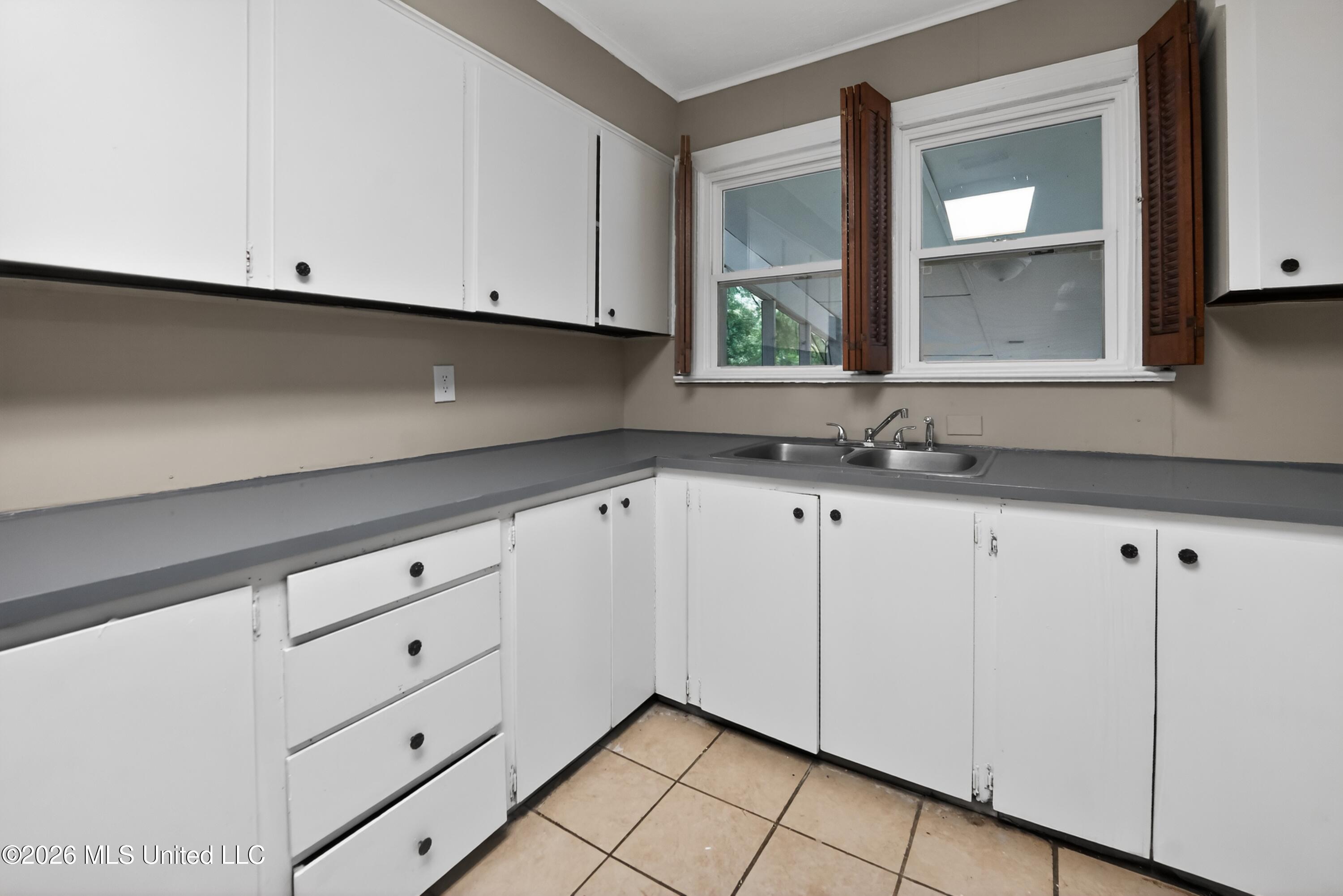3021 Downing Street Property Photo 17