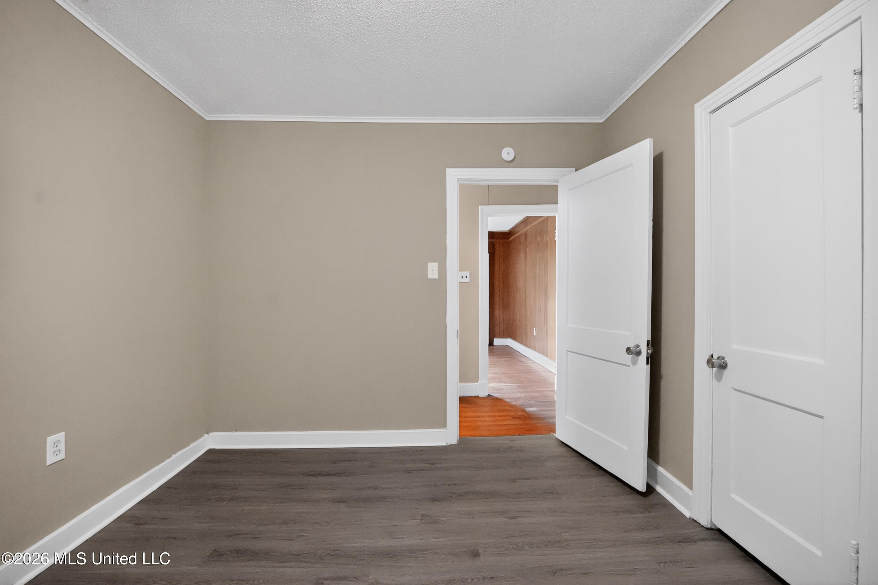 3021 Downing Street Property Photo 28