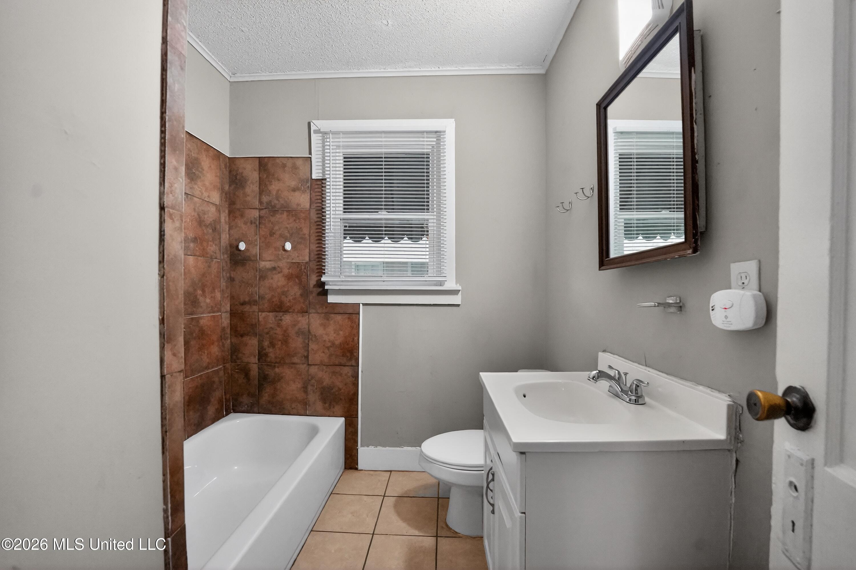 3021 Downing Street Property Photo 36
