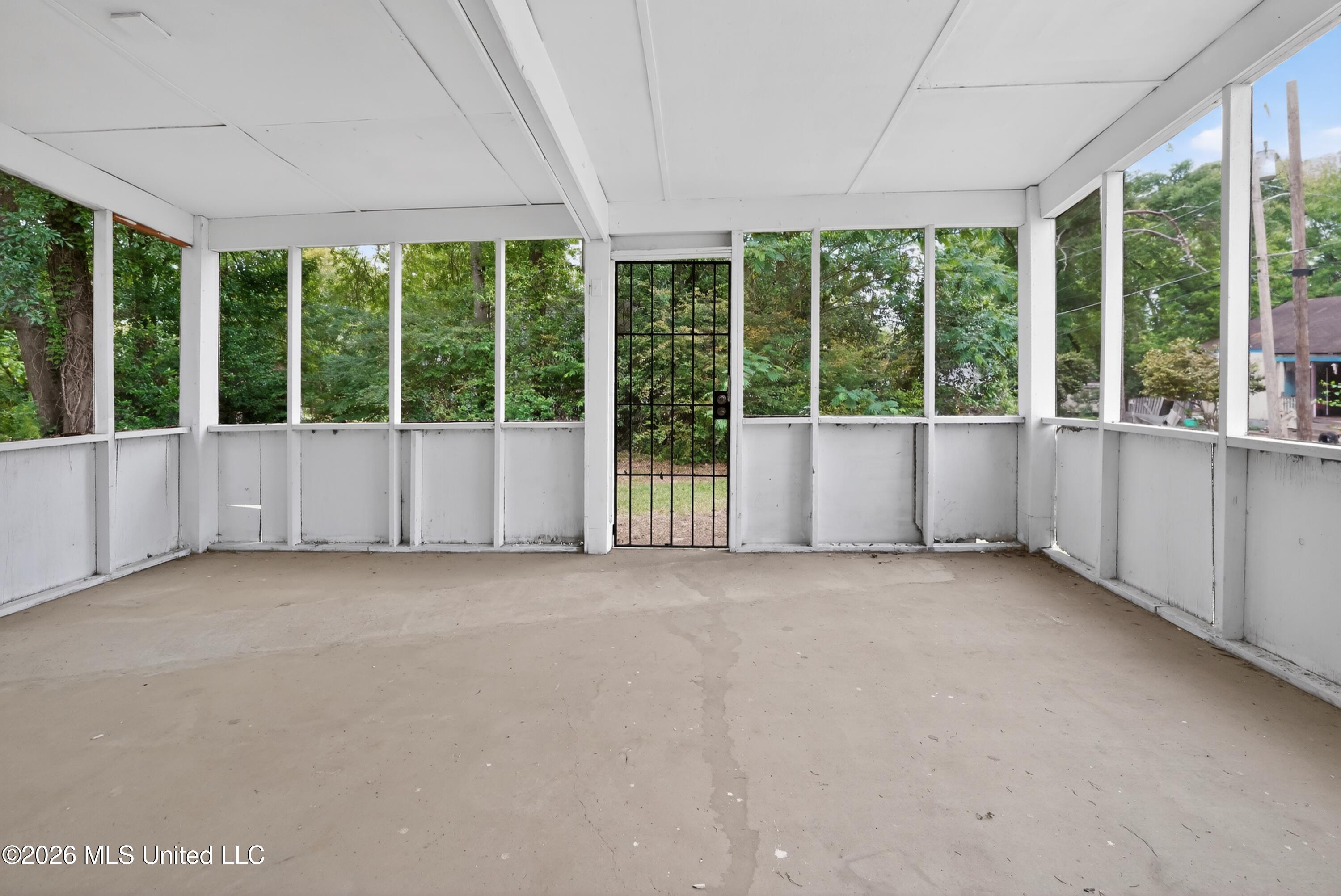3021 Downing Street Property Photo 42