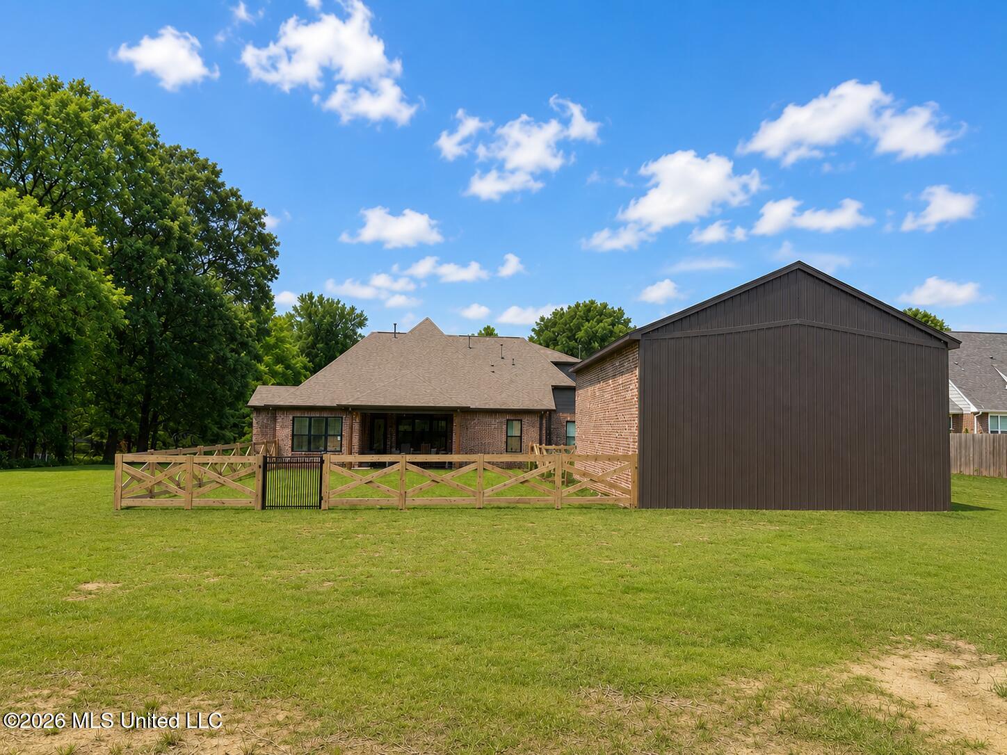 1724 Slocum Road Property Photo 17