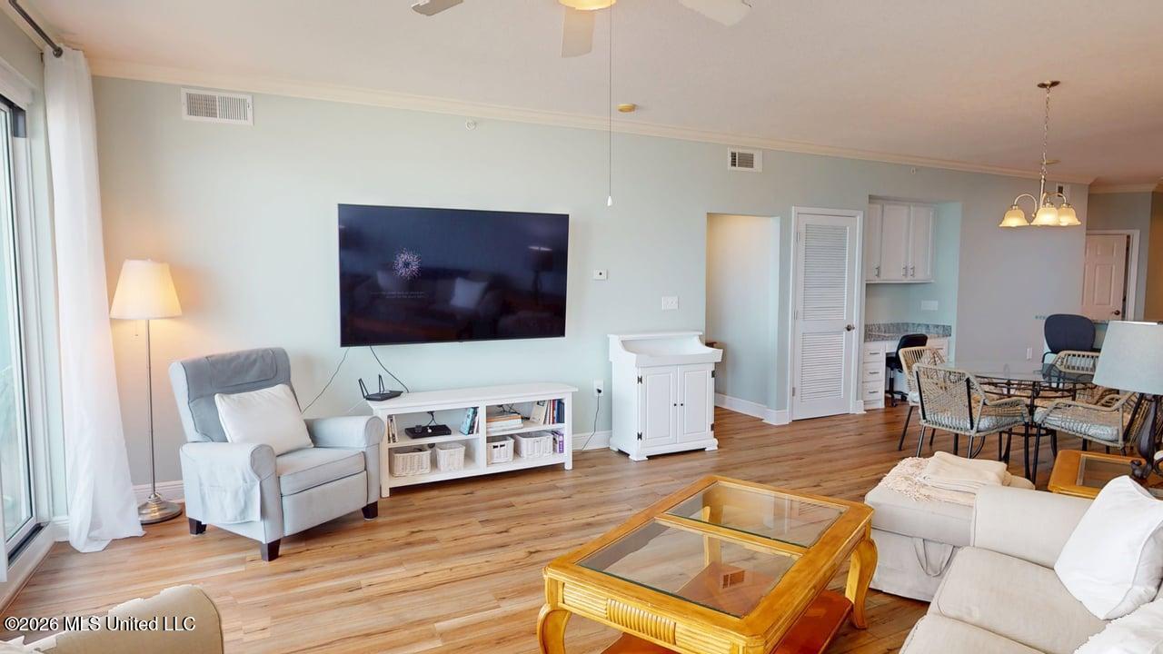 2230 Beach Drive Property Photo 12