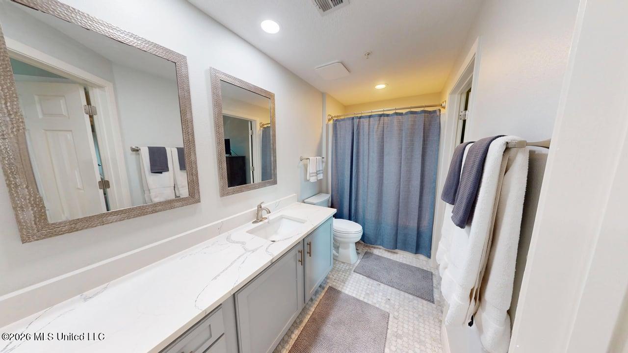 2230 Beach Drive Property Photo 28