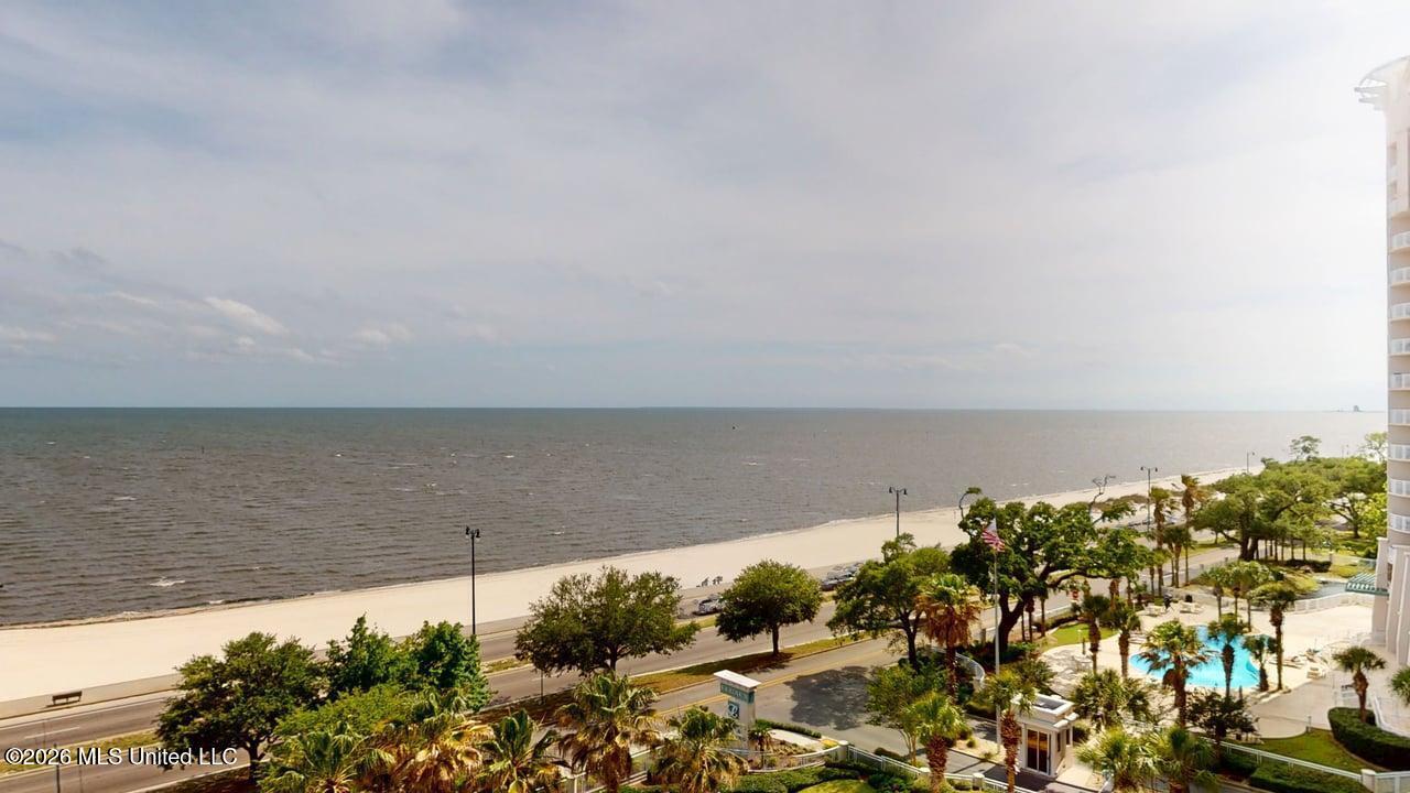 2230 Beach Drive Property Photo 30