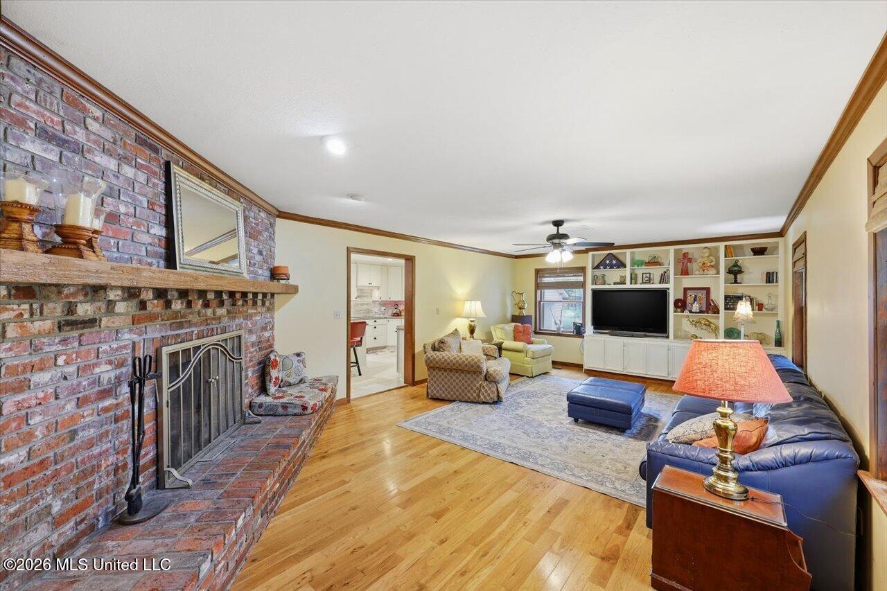 327 Clarkdell Road Property Photo 10