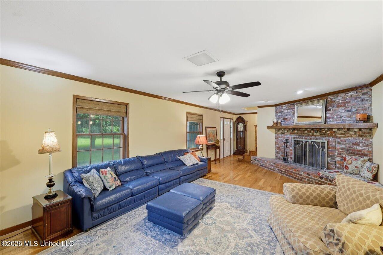 327 Clarkdell Road Property Photo 12