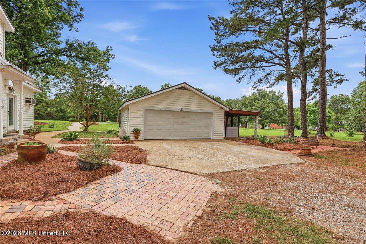327 Clarkdell Road Property Photo 50
