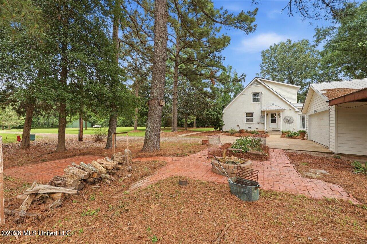 327 Clarkdell Road Property Photo 52