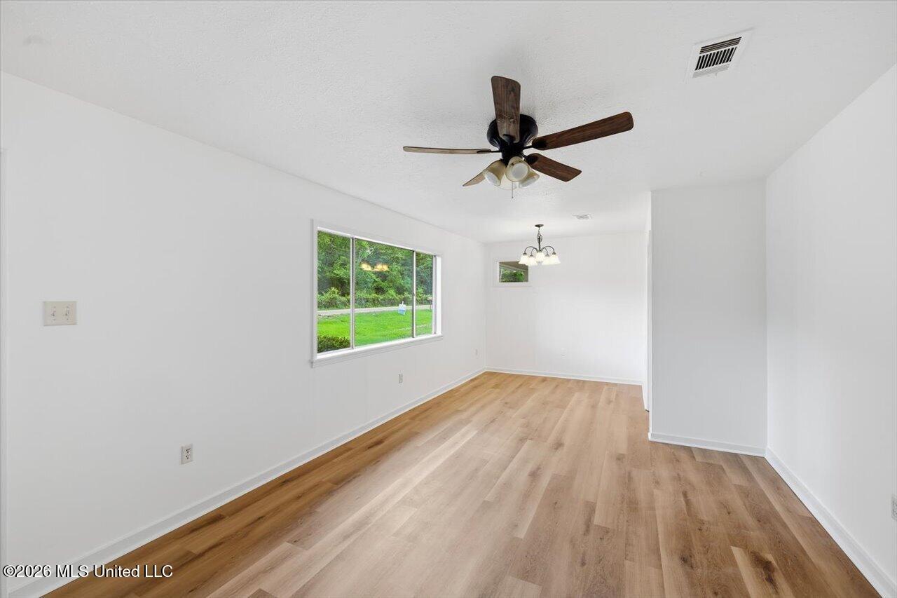 4251 Old Brandon Road Property Photo 6