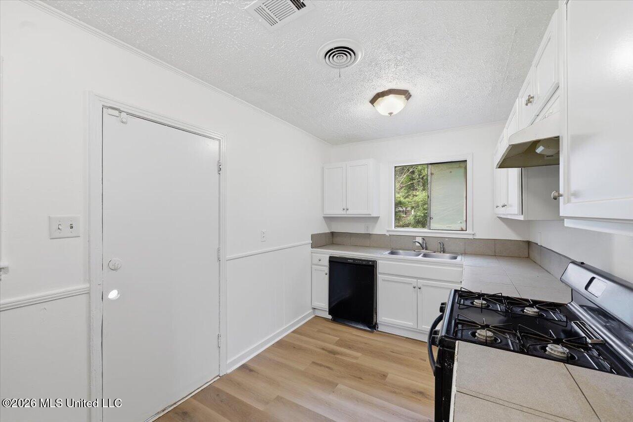 4251 Old Brandon Road Property Photo 13