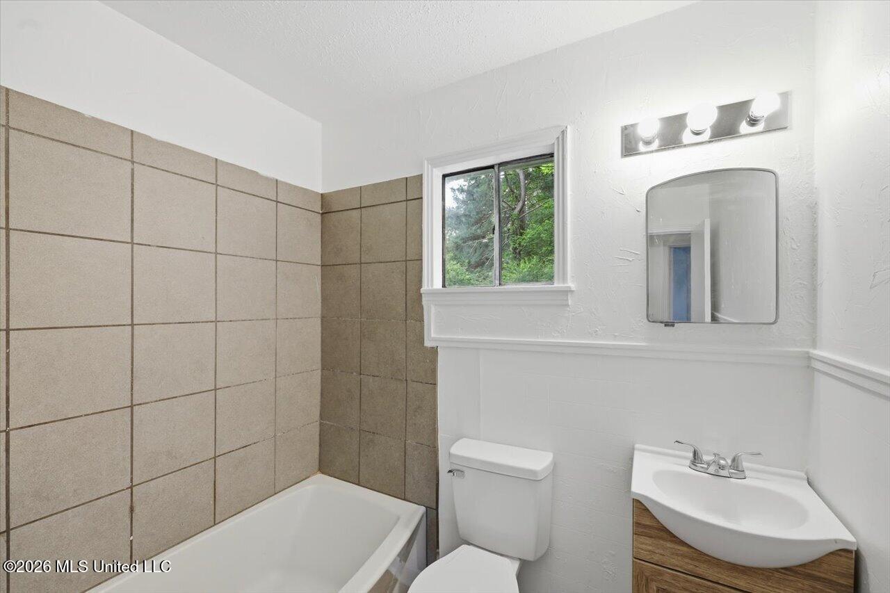 4251 Old Brandon Road Property Photo 18