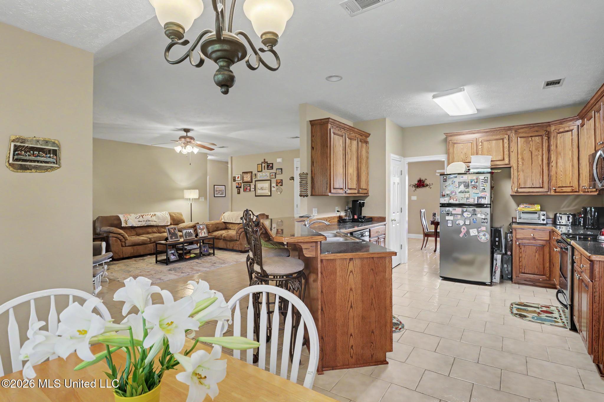 25 Apache Drive Property Photo 9