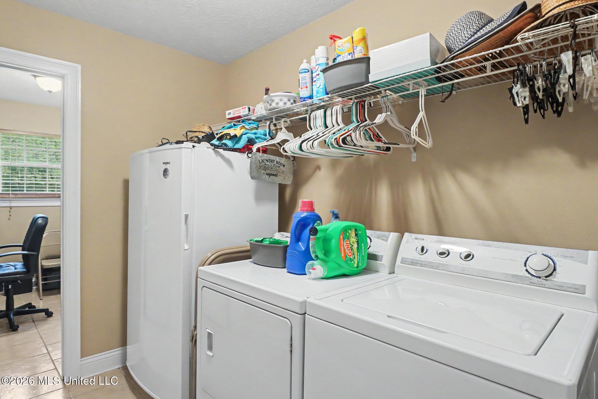 25 Apache Drive Property Photo 20