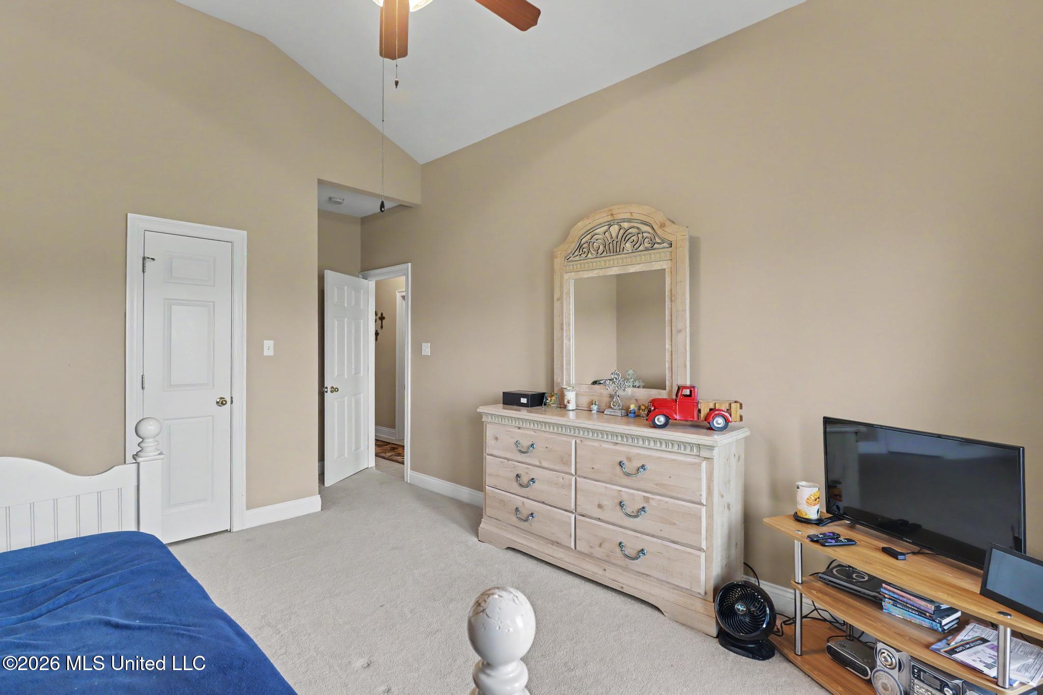 25 Apache Drive Property Photo 24